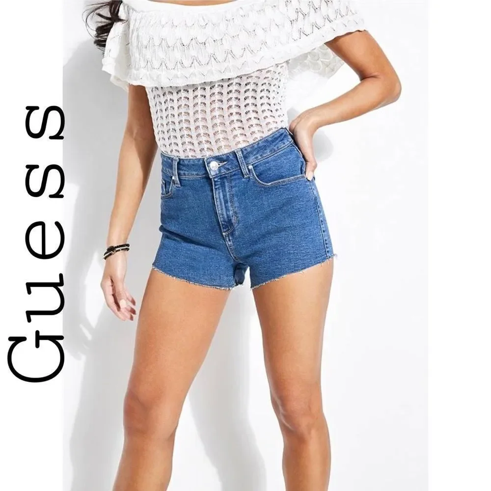 ✨Guess Premium High-Waisted Gilda Shorts✨